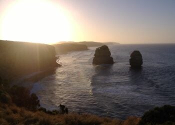 The Twelve Apostles limestone sea stacks rising out of the Southern Ocean along the Great Ocean Road